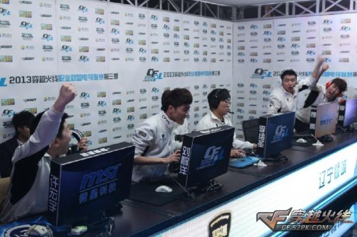 这些奖杯的 这些奖杯的